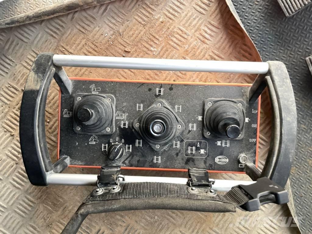 Sandvik Ranger DX800 サーフェイスドリルリグ