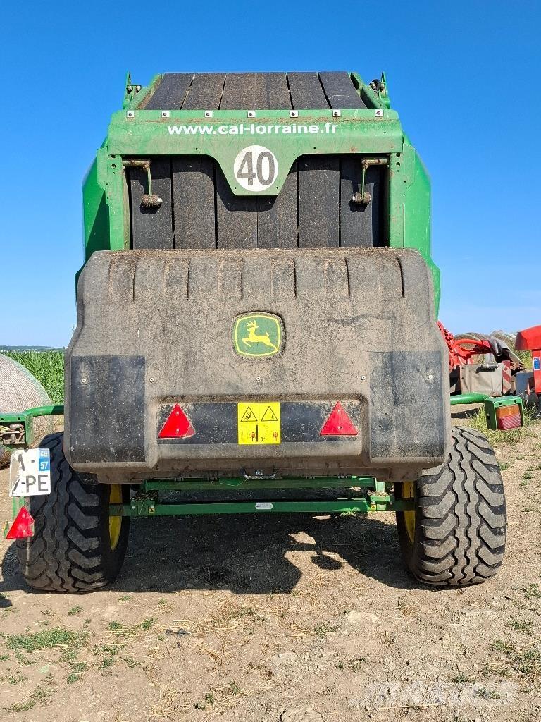 John Deere V461M ラウンドベーラー