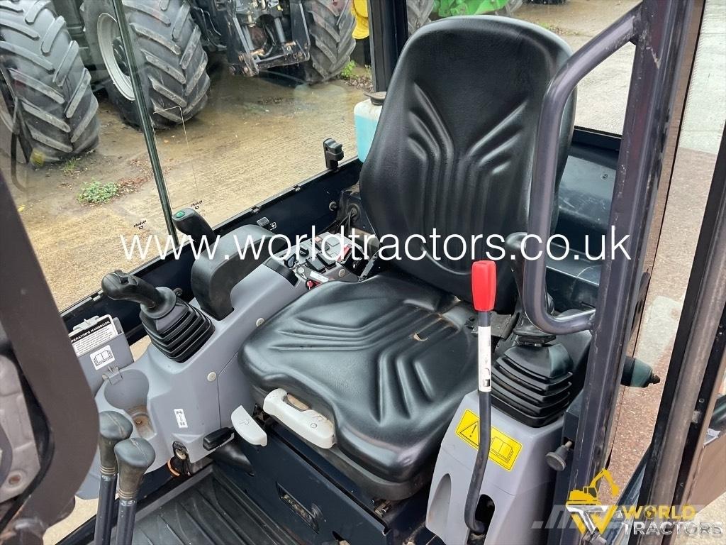 Kubota KX 019-4 ミニ油圧ショベル 7t以下（ミニユンボ・ミニディガー）