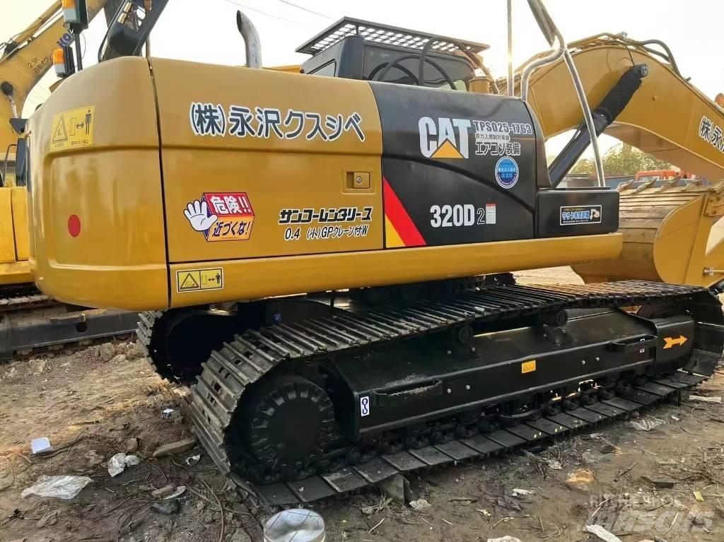 CAT 320 D 大型油圧ショベル12t以上（パワーショベル・ユンボ）