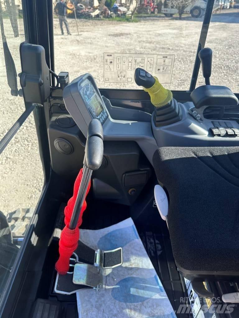 Yanmar SV 22 ミニ油圧ショベル 7t以下（ミニユンボ・ミニディガー）