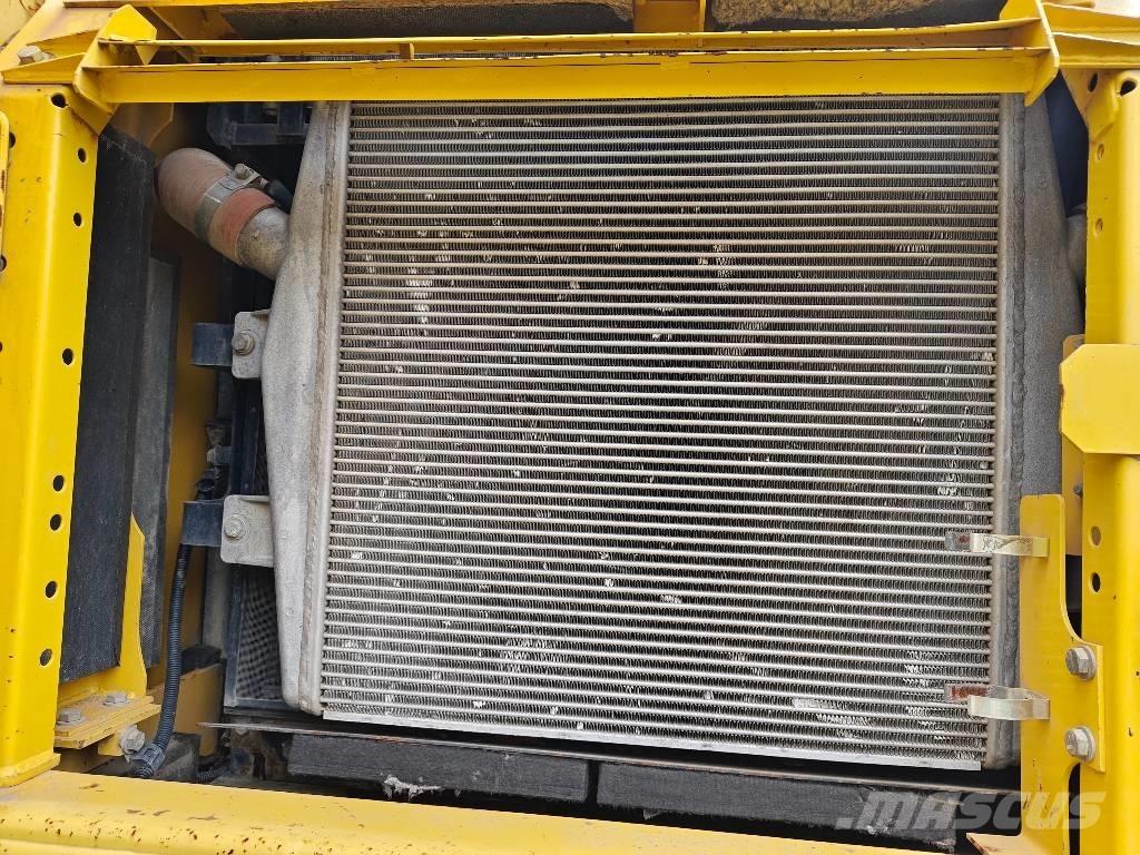 Komatsu PC 450-8 大型油圧ショベル12t以上（パワーショベル・ユンボ）