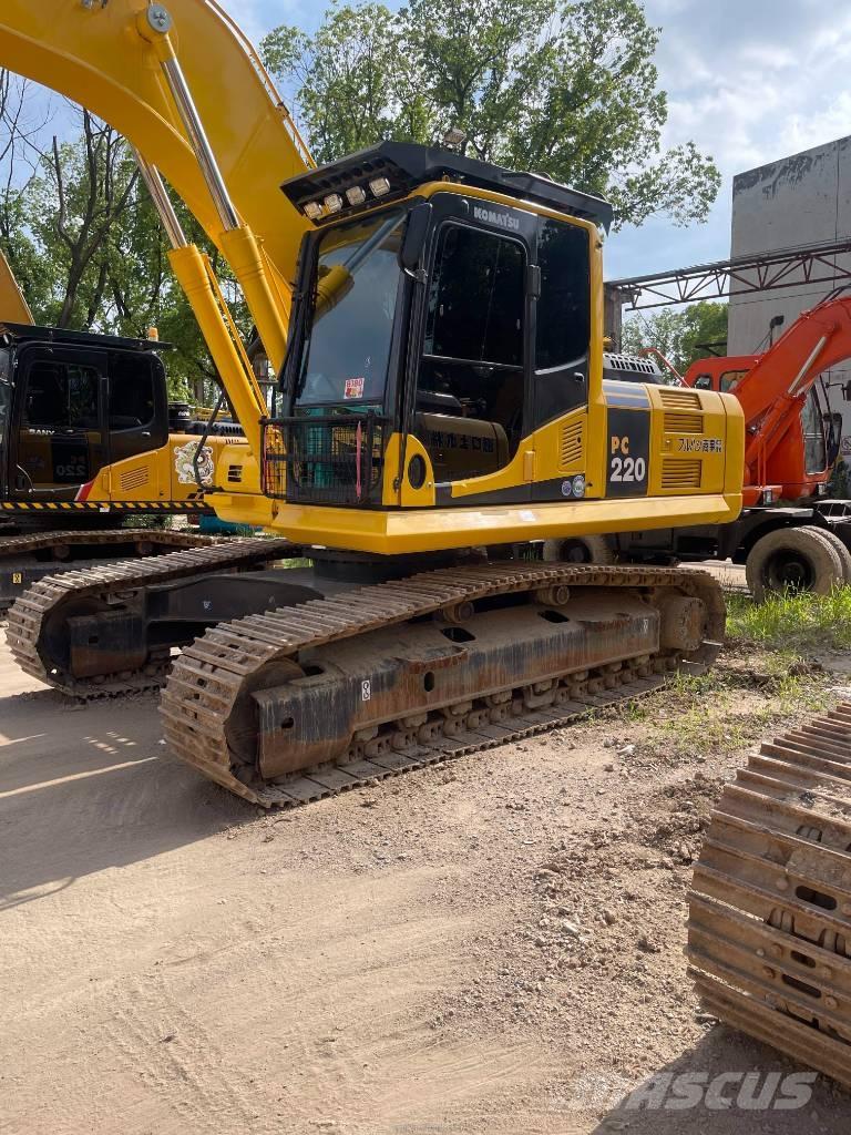 Komatsu pc220-8 大型油圧ショベル12t以上（パワーショベル・ユンボ）