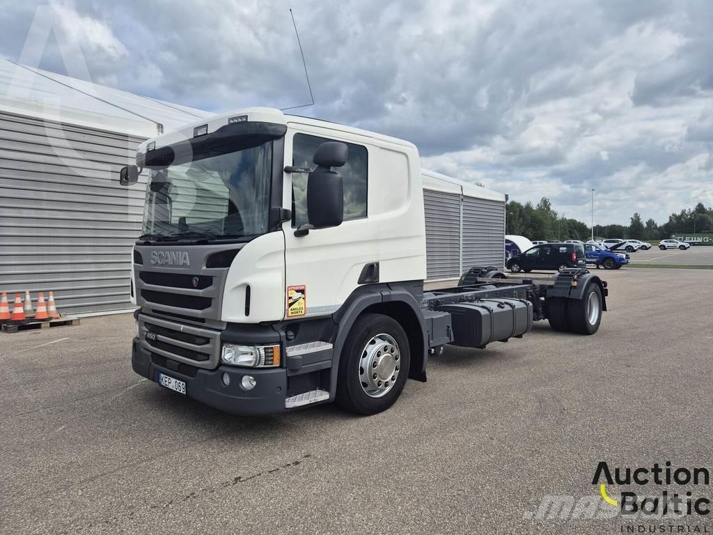 Scania P 450 キャブ付きシャーシ
