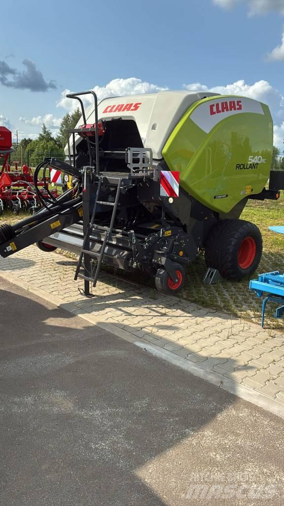 CLAAS Rollant 540 RC ラウンドベーラー