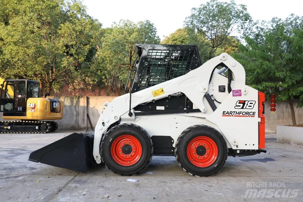 Bobcat S 18 スキッドステアローダー