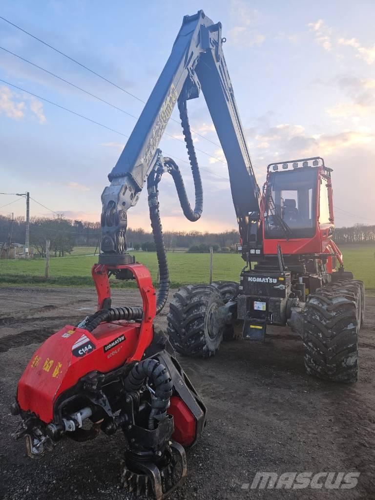 Komatsu 931 XC ハーベスター