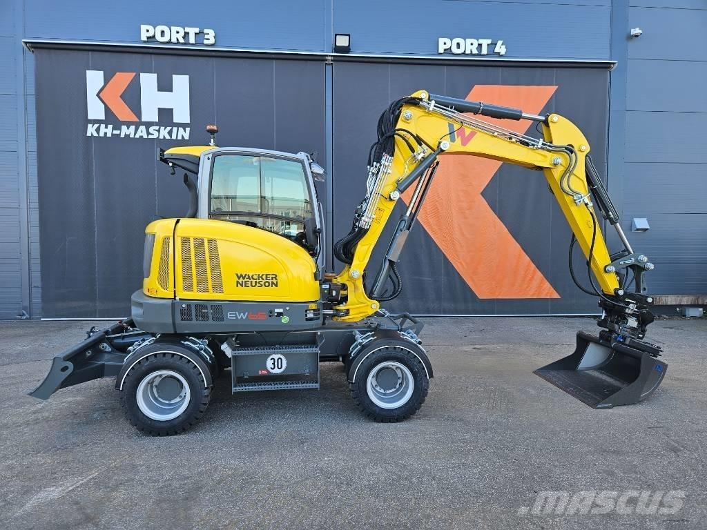 Wacker Neuson EW 65 ホイール式油圧ショベル（パワーショベル・ユンボ・バックホー）