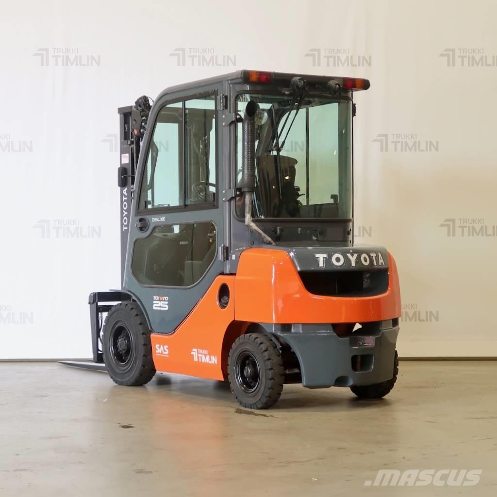 Toyota 52-8FDF25 ディーゼル・軽油