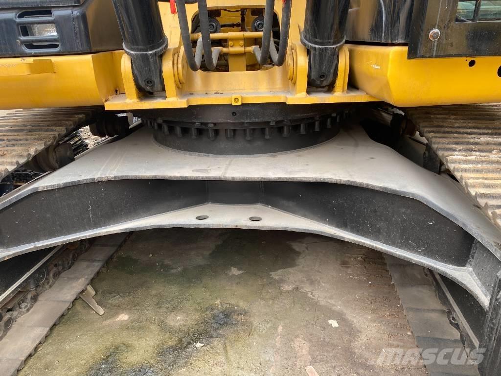 CAT 330 D 大型油圧ショベル12t以上（パワーショベル・ユンボ）
