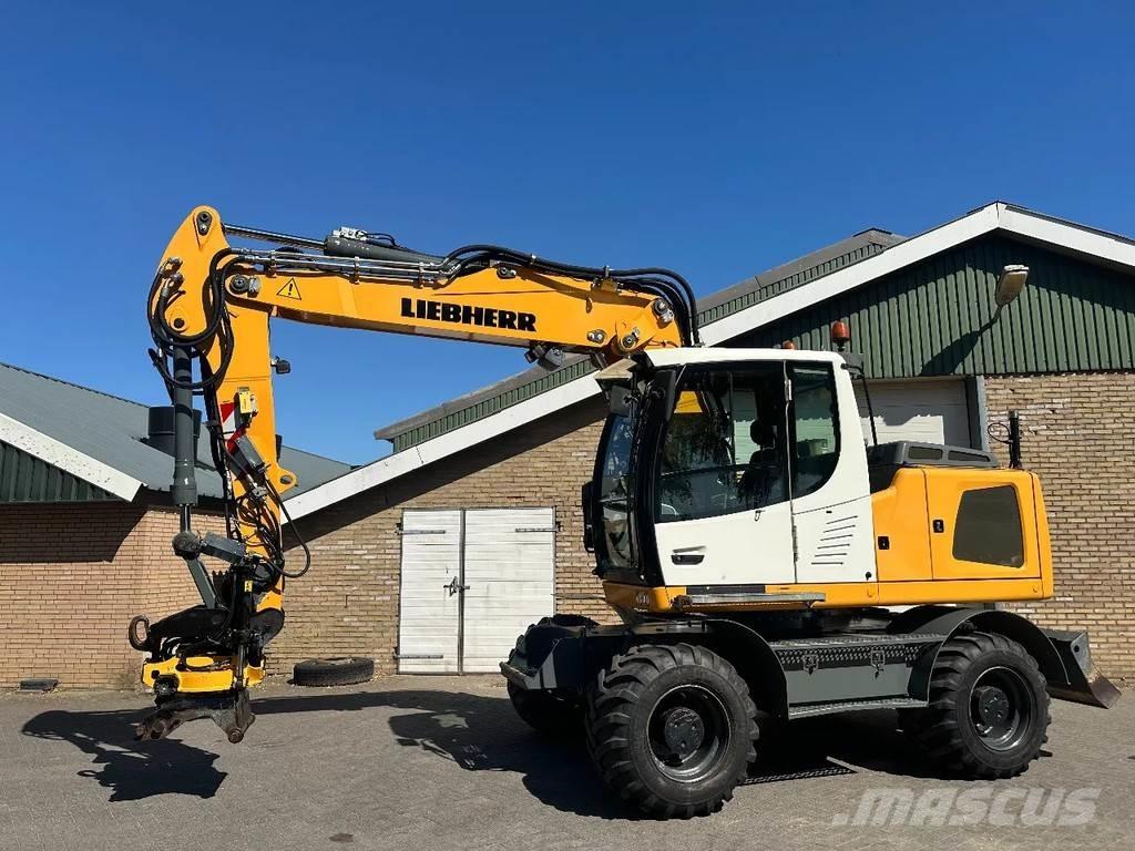 Liebherr A916 ホイール式油圧ショベル（パワーショベル・ユンボ・バックホー）