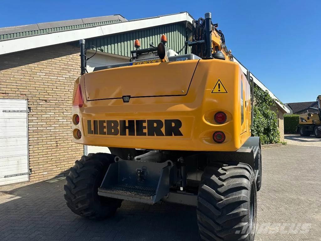 Liebherr A916 ホイール式油圧ショベル（パワーショベル・ユンボ・バックホー）