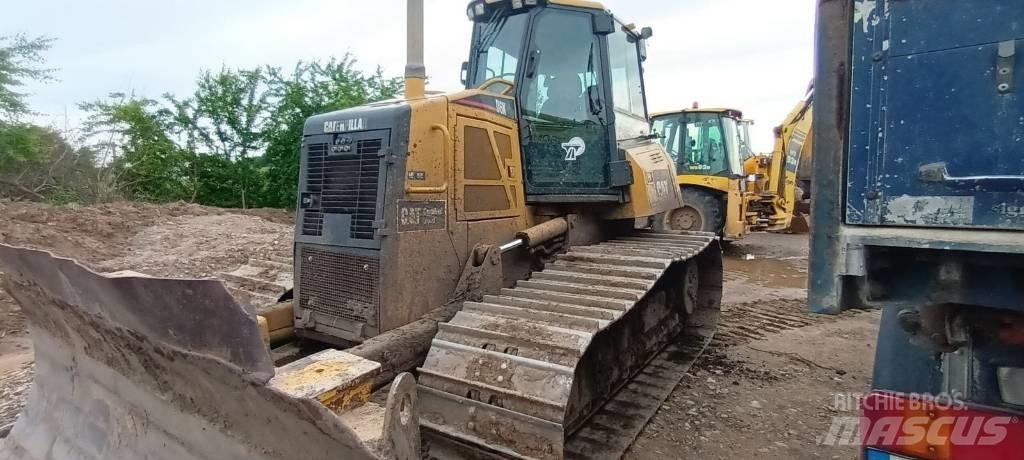 CAT D 6 K LGP ブルドーザー