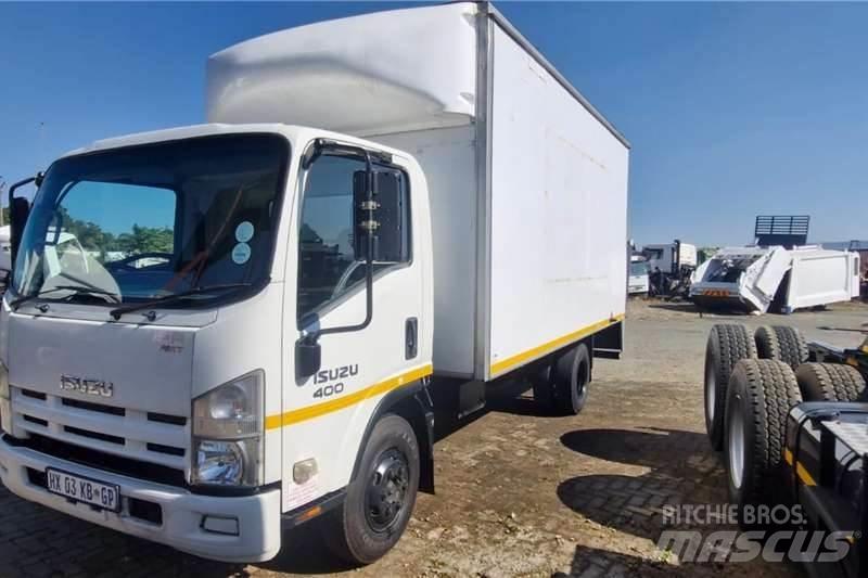 Isuzu NPR 400 その他トラック