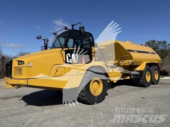 CAT 725C2 給水車