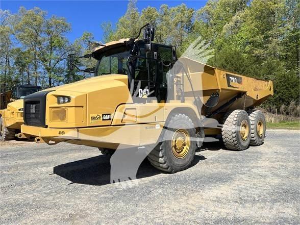 CAT 730 アーティキュレート式ダンプトラック