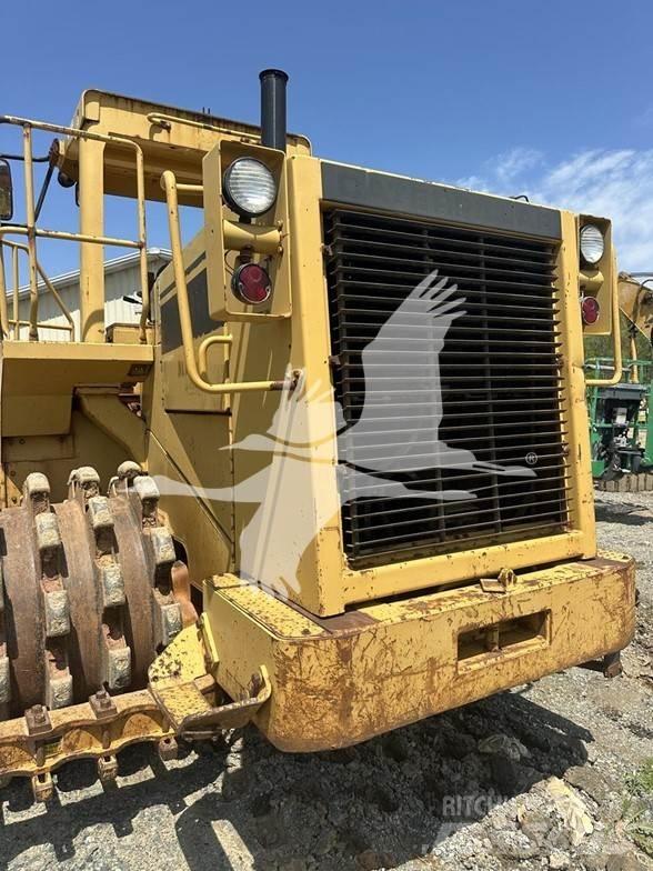 CAT 815B 振動ローラ