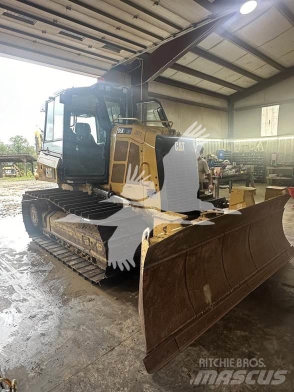 CAT D5K2 LGP ブルドーザー