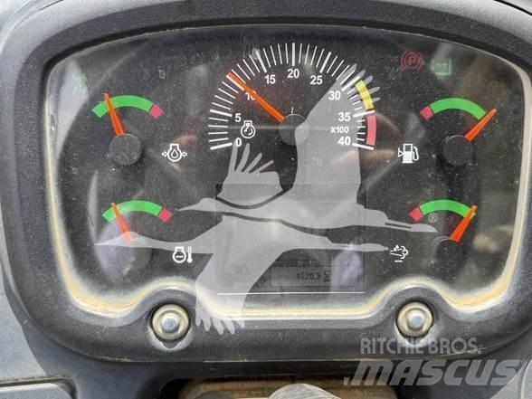 CAT TL642D テレスコーピックハンドラー