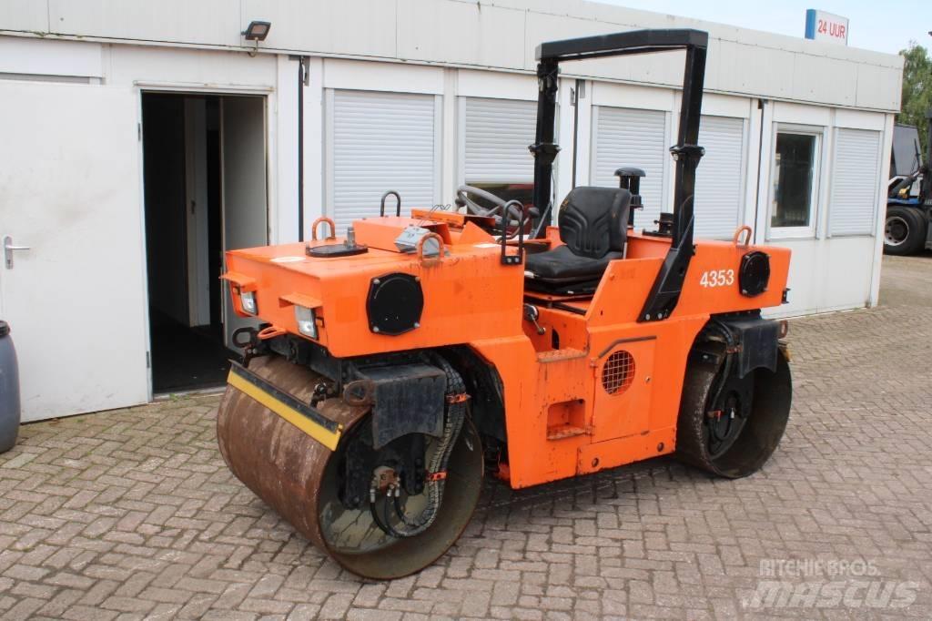 Hamm DV 3.22 タンデムローラ