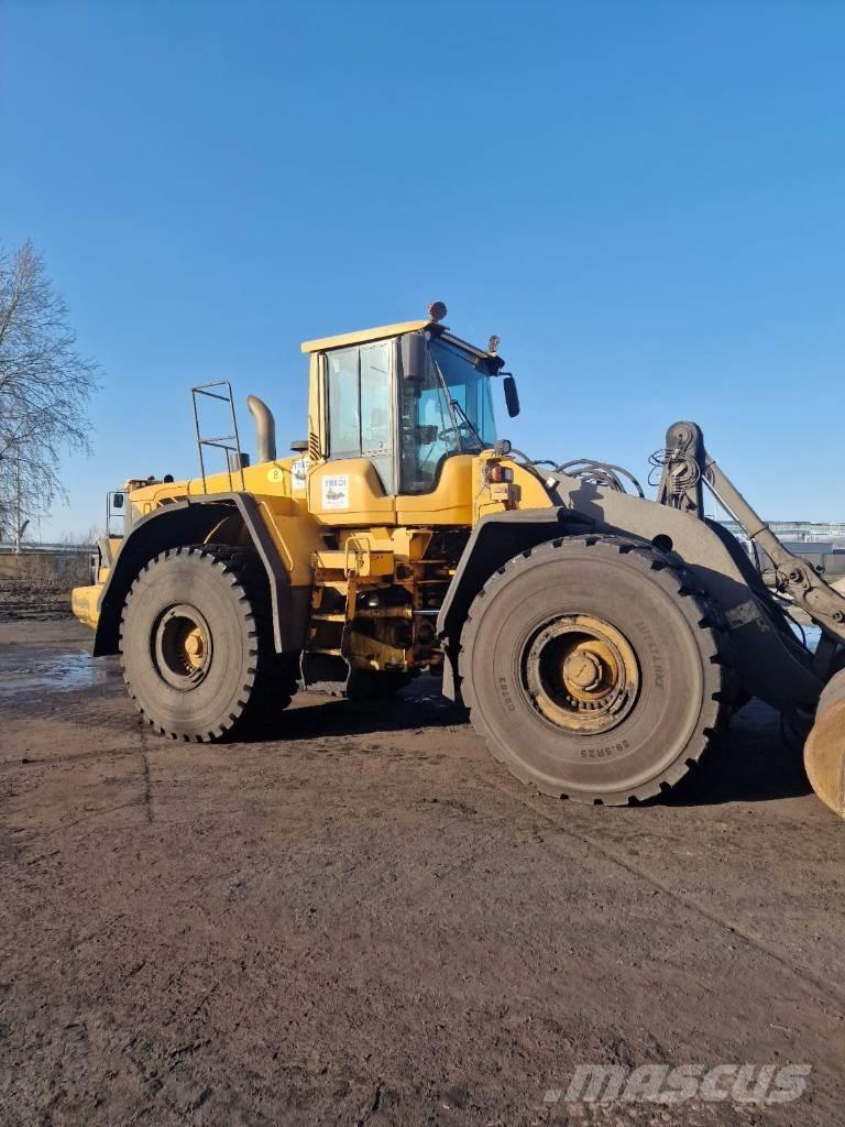 Volvo L 220 F ホイールローダー・タイヤショベル