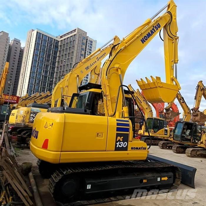 Komatsu PC 130 大型油圧ショベル12t以上（パワーショベル・ユンボ）