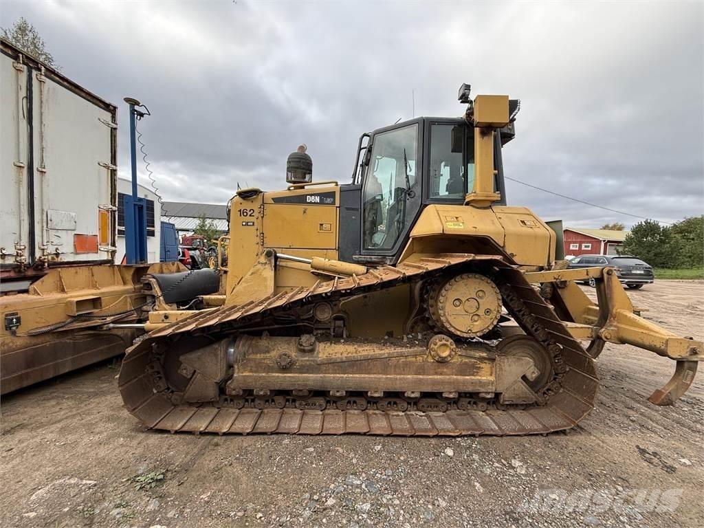CAT D6N LGP ブルドーザー