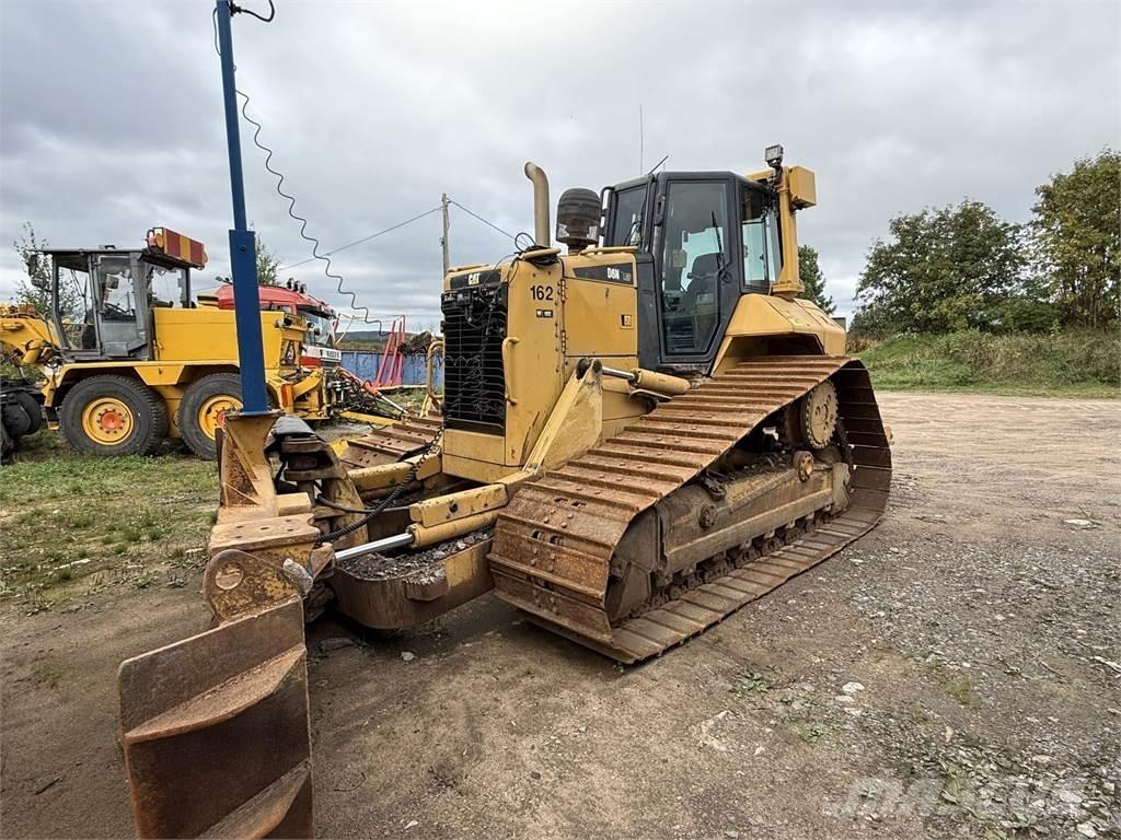 CAT D6N LGP ブルドーザー