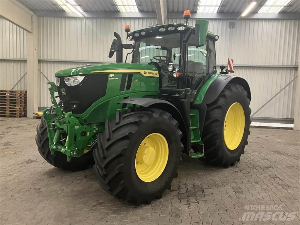 John Deere 6R 215 トラクター