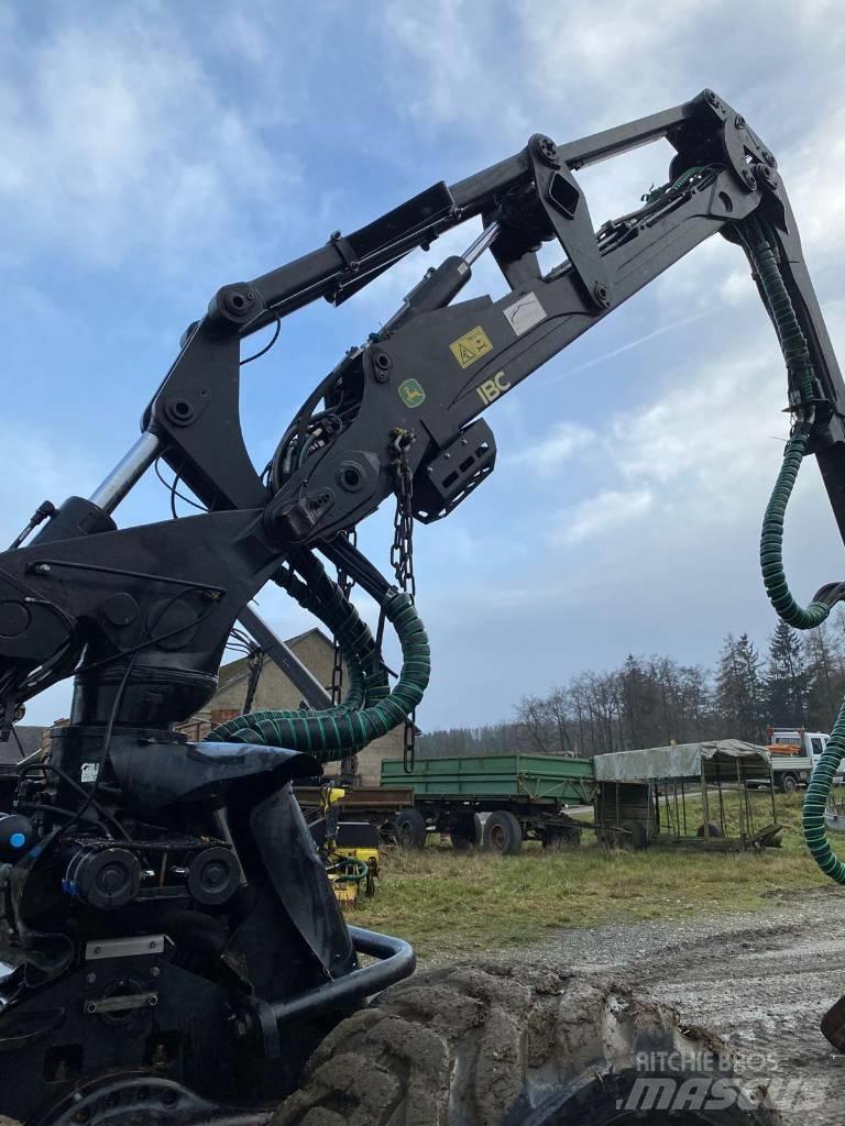John Deere 1270 G ハーベスター