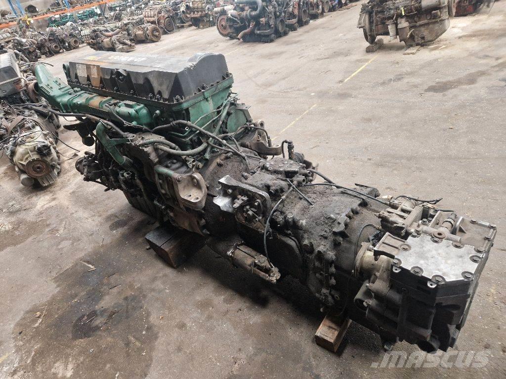 Volvo D13A480 エンジン