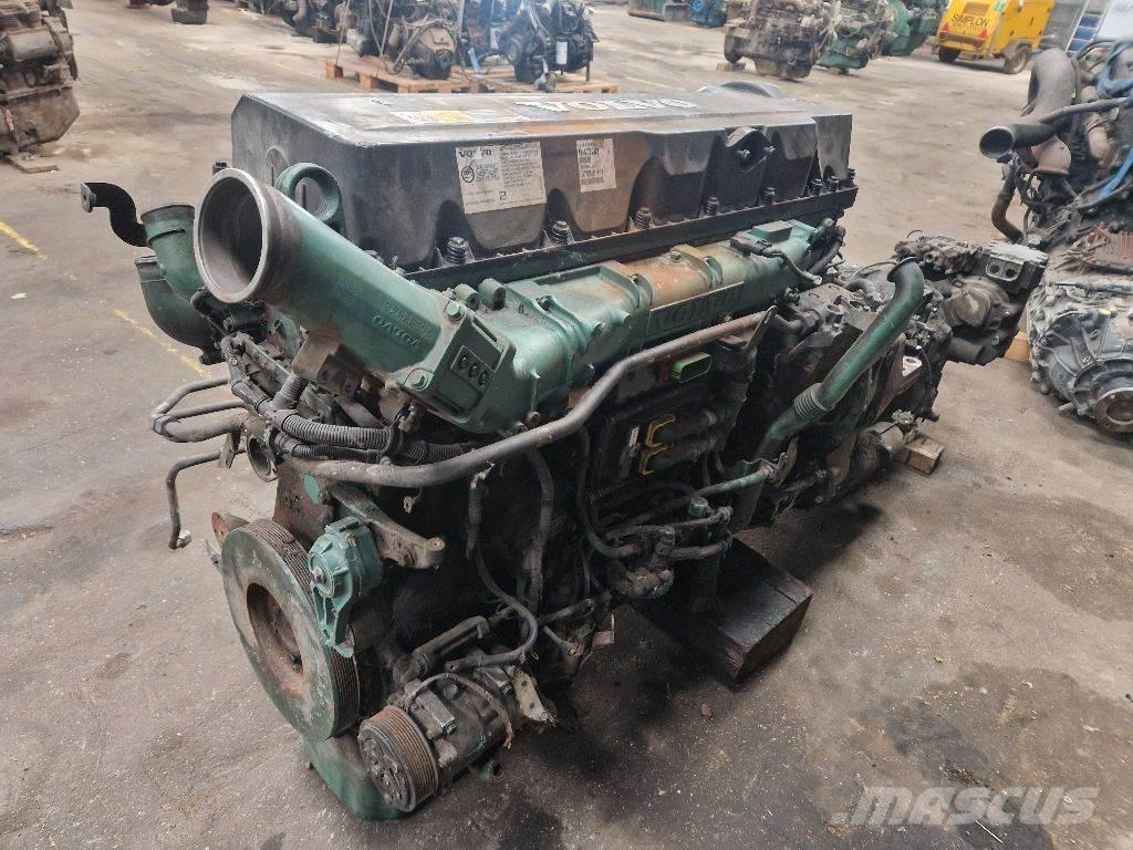 Volvo D13A480 エンジン
