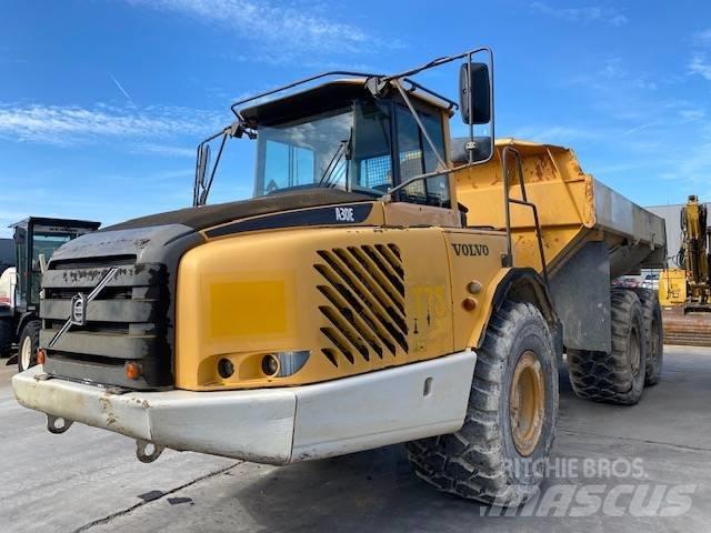 Volvo A 30 E アーティキュレート式ダンプトラック