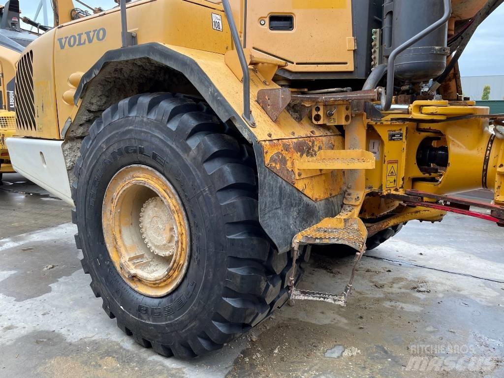 Volvo A 30 E アーティキュレート式ダンプトラック