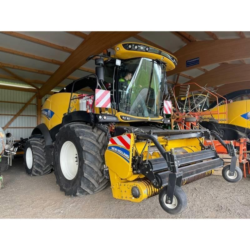 New Holland FR 650 自走式フォレージハーベスター