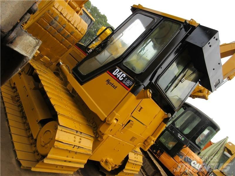 CAT D 4 C ブルドーザー