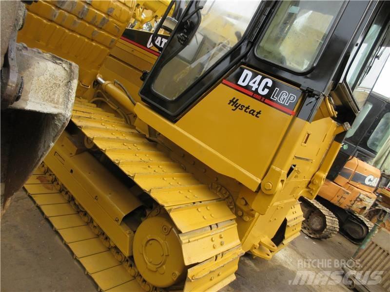 CAT D 4 C ブルドーザー