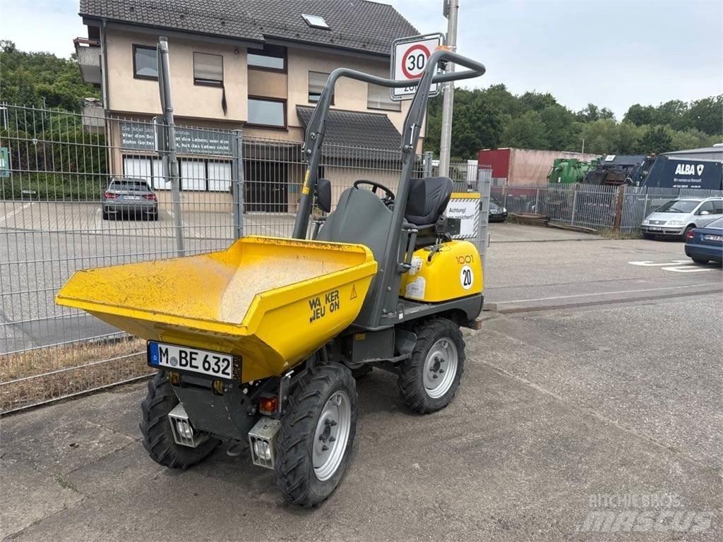 Wacker Neuson 1001 サイト　ダンプ