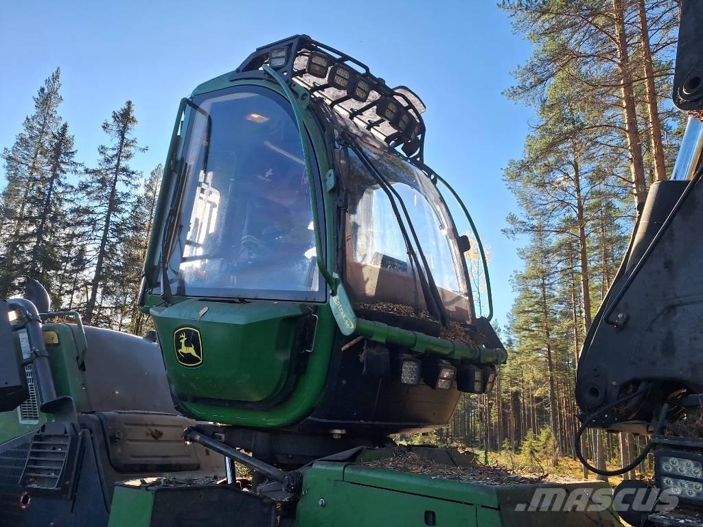 John Deere 1170G ハーベスター