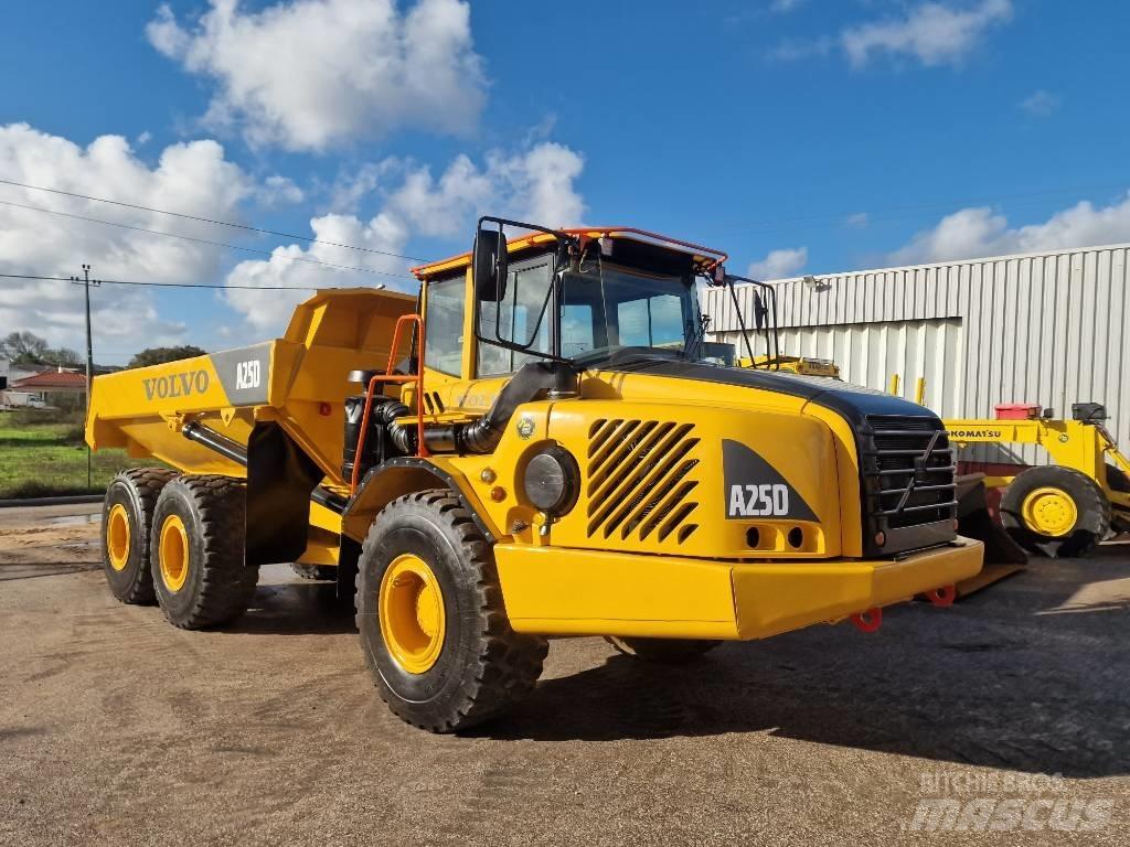 Volvo A 25 D アーティキュレート式ダンプトラック