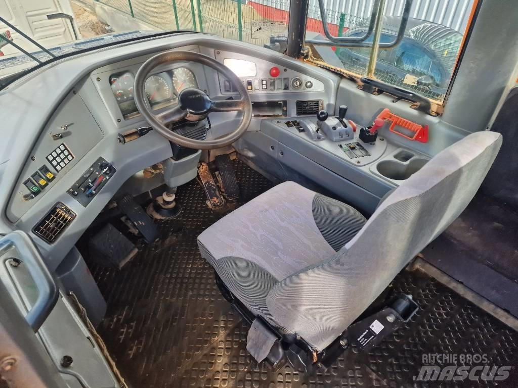 Volvo A 25 D アーティキュレート式ダンプトラック