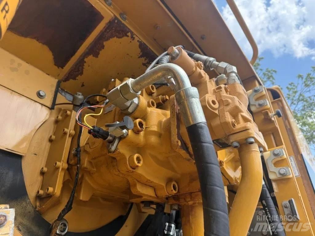 CAT 345DL 大型油圧ショベル12t以上（パワーショベル・ユンボ）