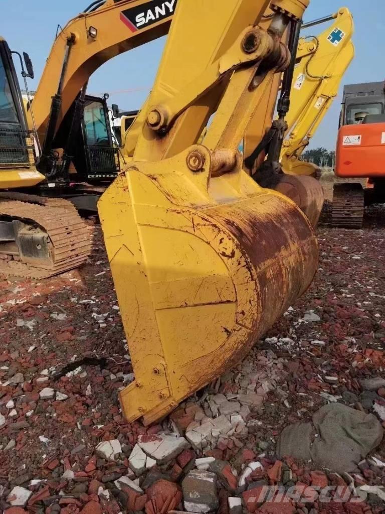 Komatsu pc 210 大型油圧ショベル12t以上（パワーショベル・ユンボ）