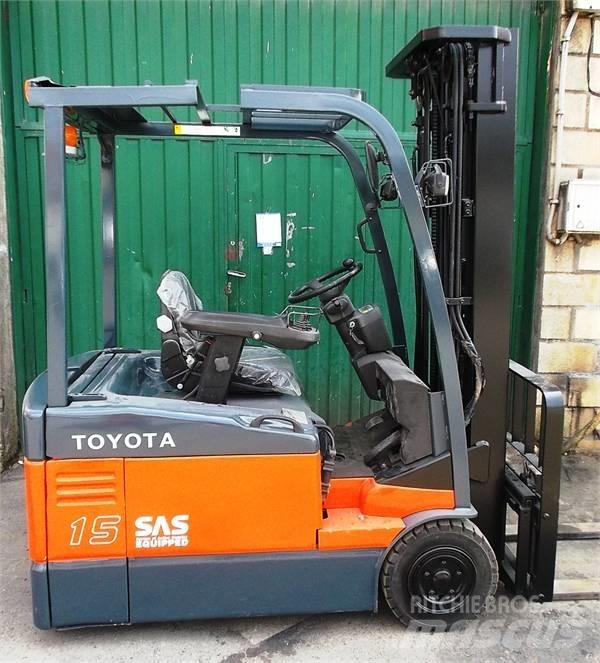 Toyota 7 FBEF 15 バッテリーフォークリフト