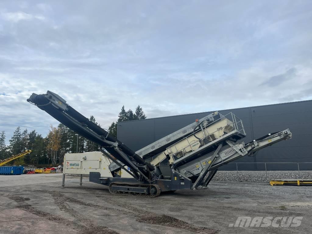 Metso ST 3.5 自走式スクリーン