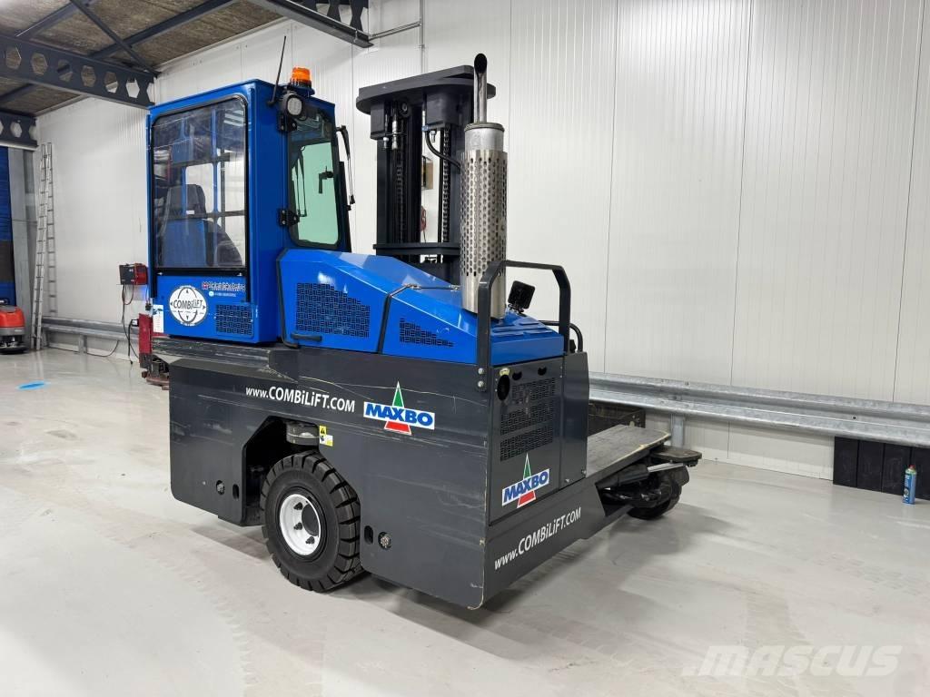 Combilift C4000 サイドローダー