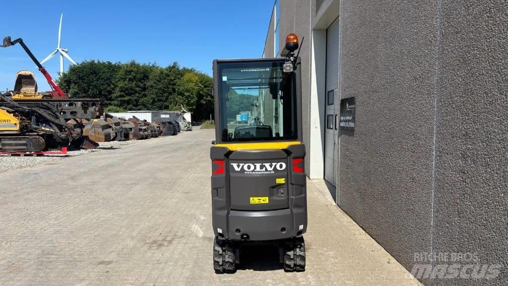 Volvo EC 18 E ミニ油圧ショベル 7t以下（ミニユンボ・ミニディガー）