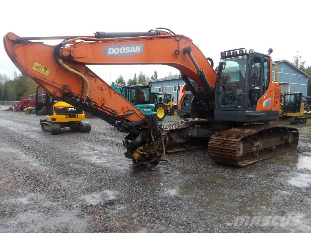 Doosan DX 235 LCR-5 大型油圧ショベル12t以上（パワーショベル・ユンボ）