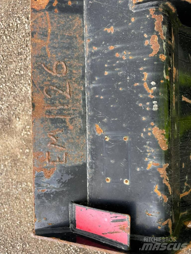  ** SOLD ** CAT 906M ホイールローダー・タイヤショベル