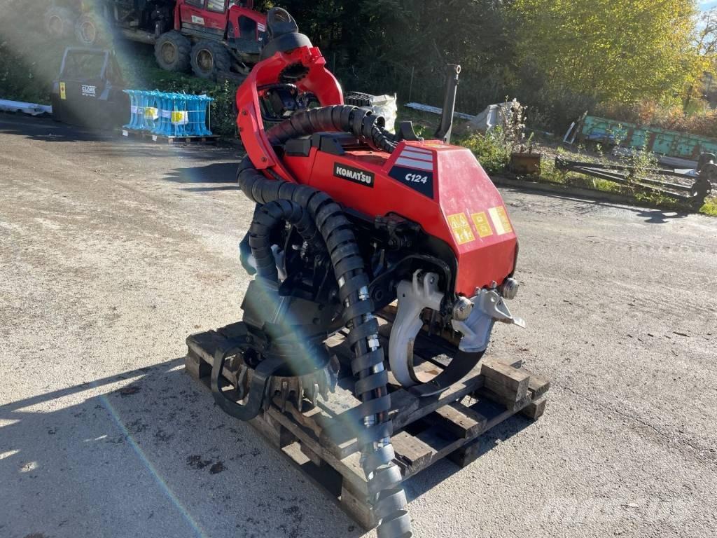 Komatsu C 124 ハーベスター